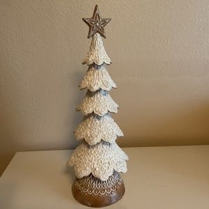 Gingerbread White and Brown Tree